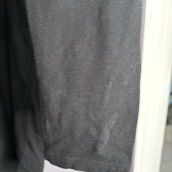 Chaser Long Sleeve Black T Shirt Round Neckline Size Medium - Picture 3 of 6